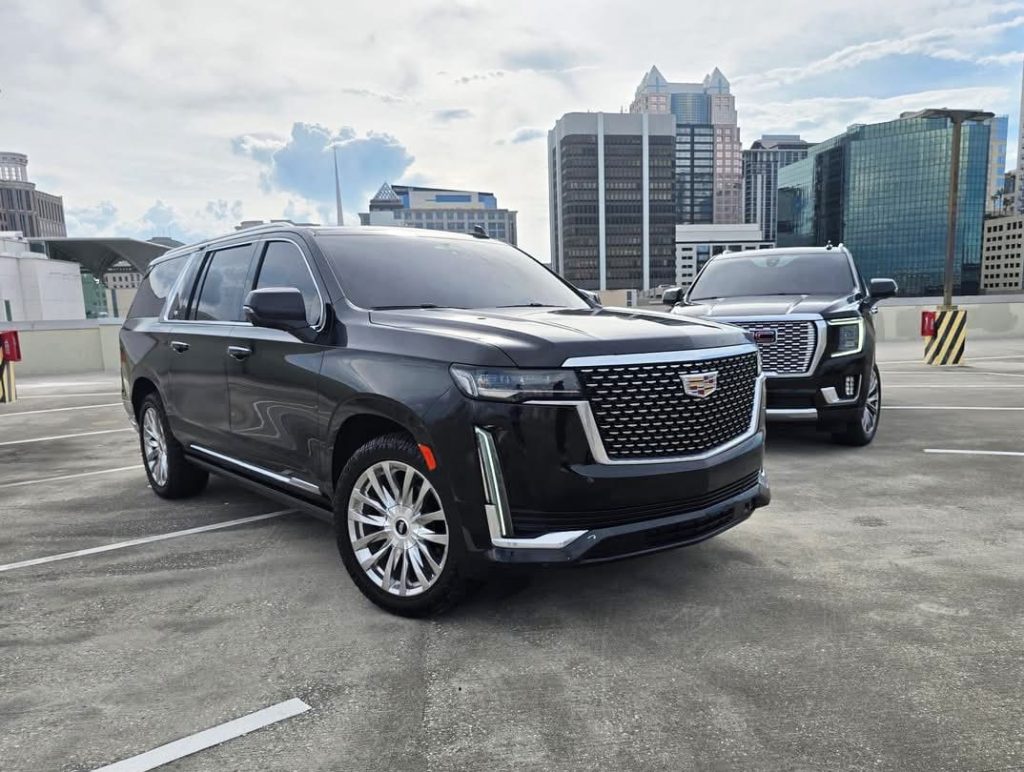 Luxury Limo Service Delta Bc, Delta Limousine Service, Chauffeur Service Delta, Executive Car Service Delta, Delta to Vancouver Airport Transfers, Delta to YVR Airport Limo, Black Car Service Delta, Signature Black Car & Chauffeur Service, Delta to YVR Airport Private Shuttle, Delta Shuttle Service